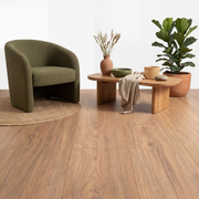 yarenza Armonia Large Toscana 8mm Extra Breed Laminaat - Texture and Room View
