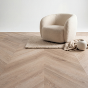 yarenza Lux Tenebrae Natural Oak Visgraat Plak PVC - Texture and Room View